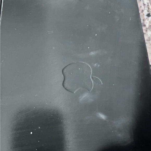 Ipad 12.9 4th generation bundle with apple keyboard/case and Apple Pencil - Picture 6 of 10